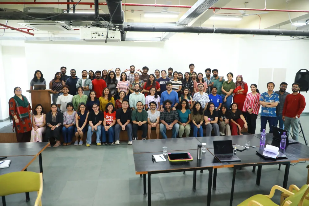 Group photo of workshop participants at VizChitra 2026